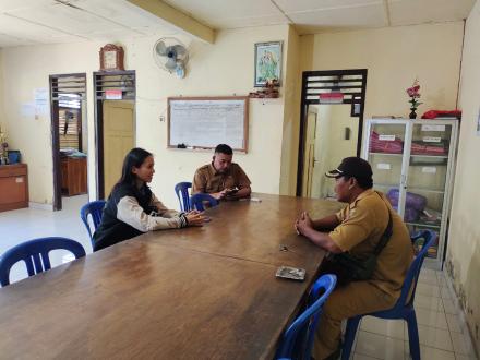 PEMDES JOANYAR KOORDINASIKAN PENANGANAN ANJING LIAR DI LINGKUNGAN SD NEGERI 1 JOANYAR